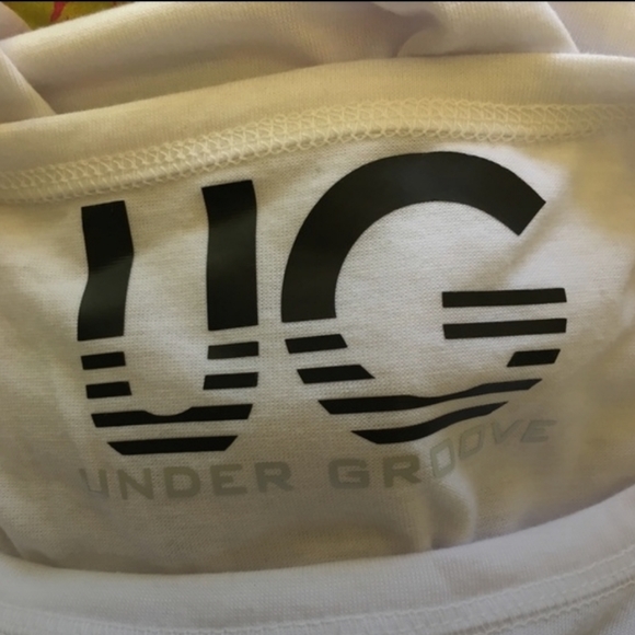 Under Groove Frida Kahlo Graphic Tee Artist Tile - Picture 6 of 7